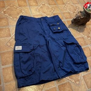 Classic Polo by Ralph Lauren Blue Cargo
Shorts Size 16(fits 28-30w)